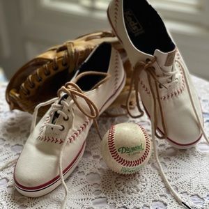 Keds Champion Pennant Sneaker